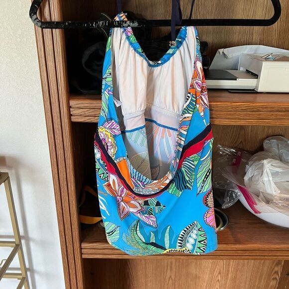 TRINA TURK TAHITI SWIM TOP - Picture 3 of 4